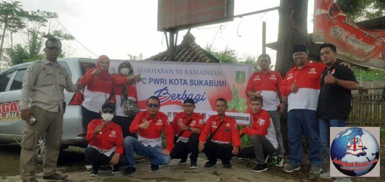 Indahnya Diakhir Bulan Ramadhan DPC PWRI Kota Sukabumi  Gelar Aksi Sosial Berbagi Takjil