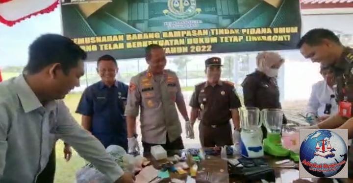Kapolres Bangka Barat Hadiri Pemusnahan Sabu, Ekstasi dan Ganja di Kejari Bangka Barat