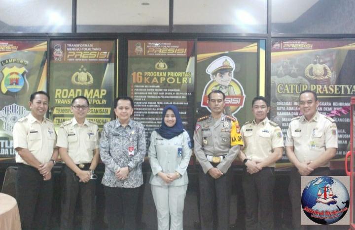 Kunjungi Samsat Lampung, Dirjen Keuangan Daerah Kemendagri, Agus Fatoni Apresiasi e-Samdes dan L-Smart Samsat