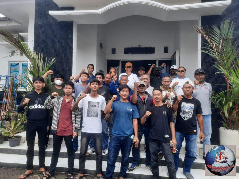 Ketidaknyamanan Pihak Perusahaan,Tokoh Pemuda Dan Masyarakat Mendatangi Kantor Desa Sirnabaya Kecamatan Telukjambe Timur Kabupaten karawang