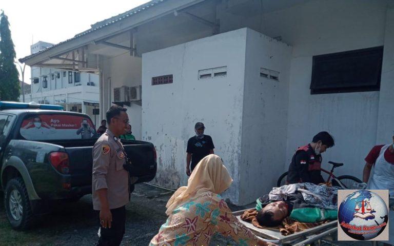 Telah Terjadi Lakalantas Di Jalan Raya Loji-Karawang,Kini Menimpa Seorang Ojek Online