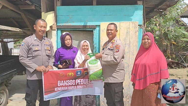 Peduli Dampak Kenaikan BBM, Polres Bangka Barat Kembali Berikan Bansos