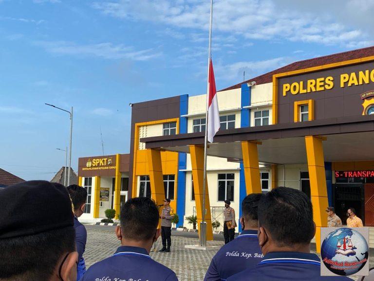 Peringati 30 September, Polres Pangkalpinang Kibarkan Bendera Setengah Tiang