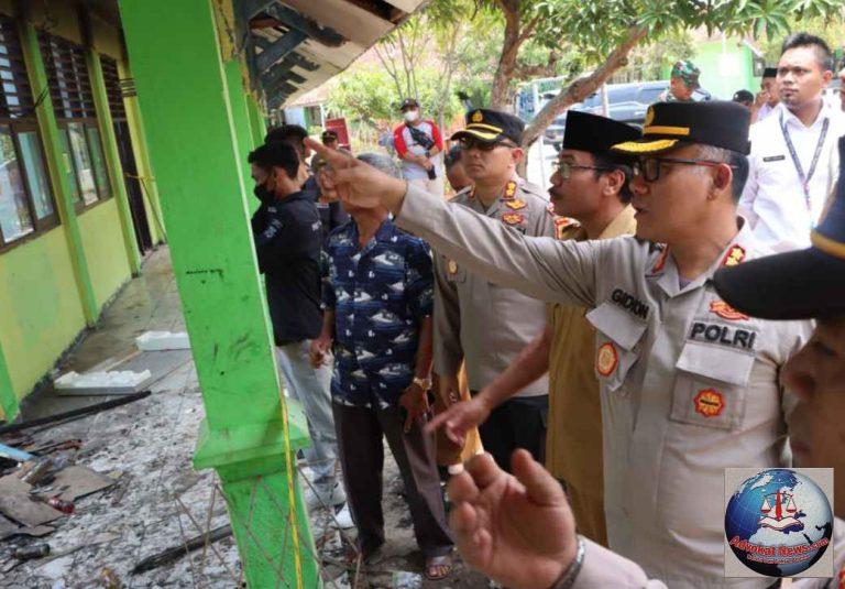 Kapolres Metro Bekasi Tinjau Lokasi Kebakaran Sekolah di Pebayuran