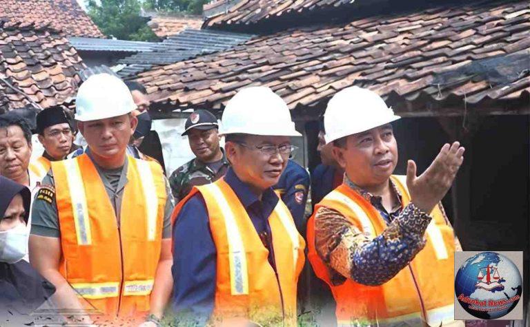 Disperkimtan Dampingi Pj Bupati Bekasi Tinjau Langsung Pembangunan SPALDS