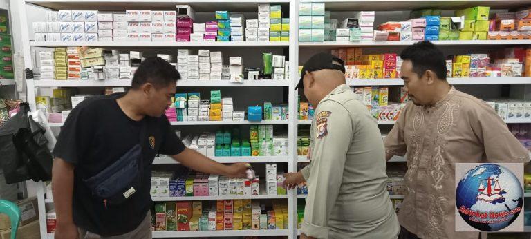 POLSEK SUMUR CEK TOKO OBAT PASTIKAN TIDAK MENJUAL OBAT SIRUP