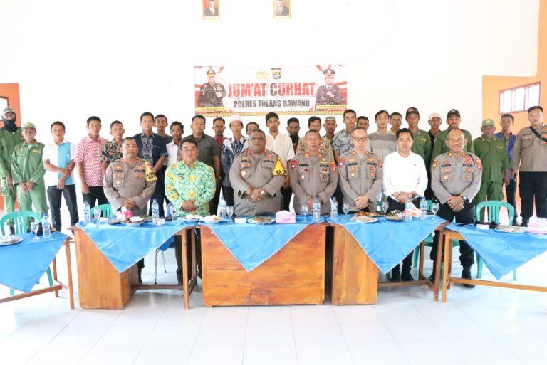Kapolres Tulang Bawang Ingatkan Orang Tua Untuk Peduli Dengan Anaknya Saat Berlangsung Jum’at Curhat