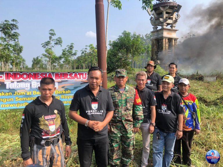 PEKAT IB Tulangbawang Gotong-royong dan Berbagi Besama Masyarakat.