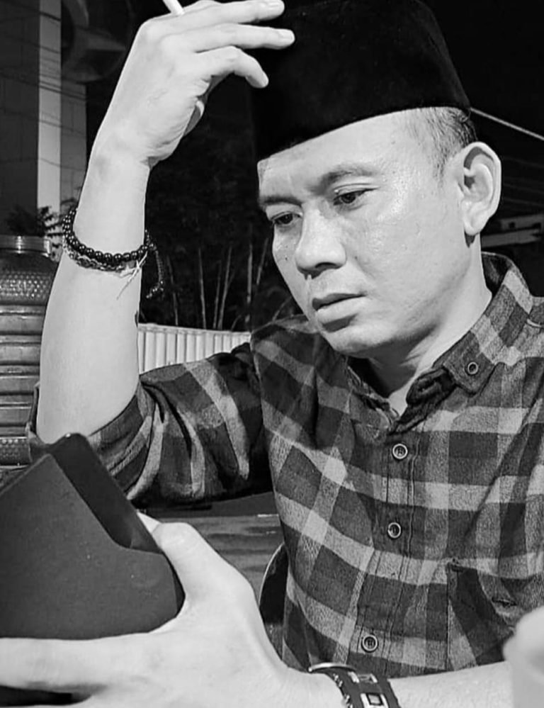 Bagaimana Rakyat Mengalahkan Oligarki?