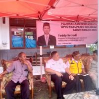 09d3e3e7-9610-474a-ad8d-fbb121642b03